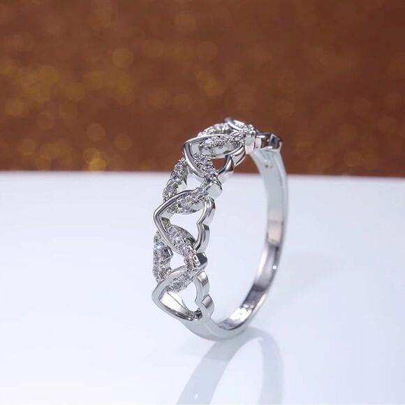 New Solver Twisted Hearts Diamond Luxury Ring size 7, 8 - Picture 4 of 6